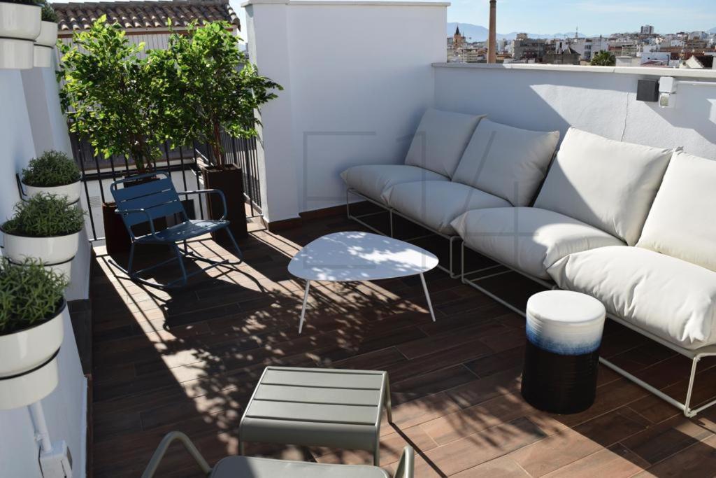 Apartamento con terraza centro Málaga Exterior foto